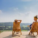 Special Hillside Lodge In Gulpen